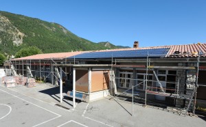 Une nouvelle toiture pour l'école des Arches avec panneaux solaire